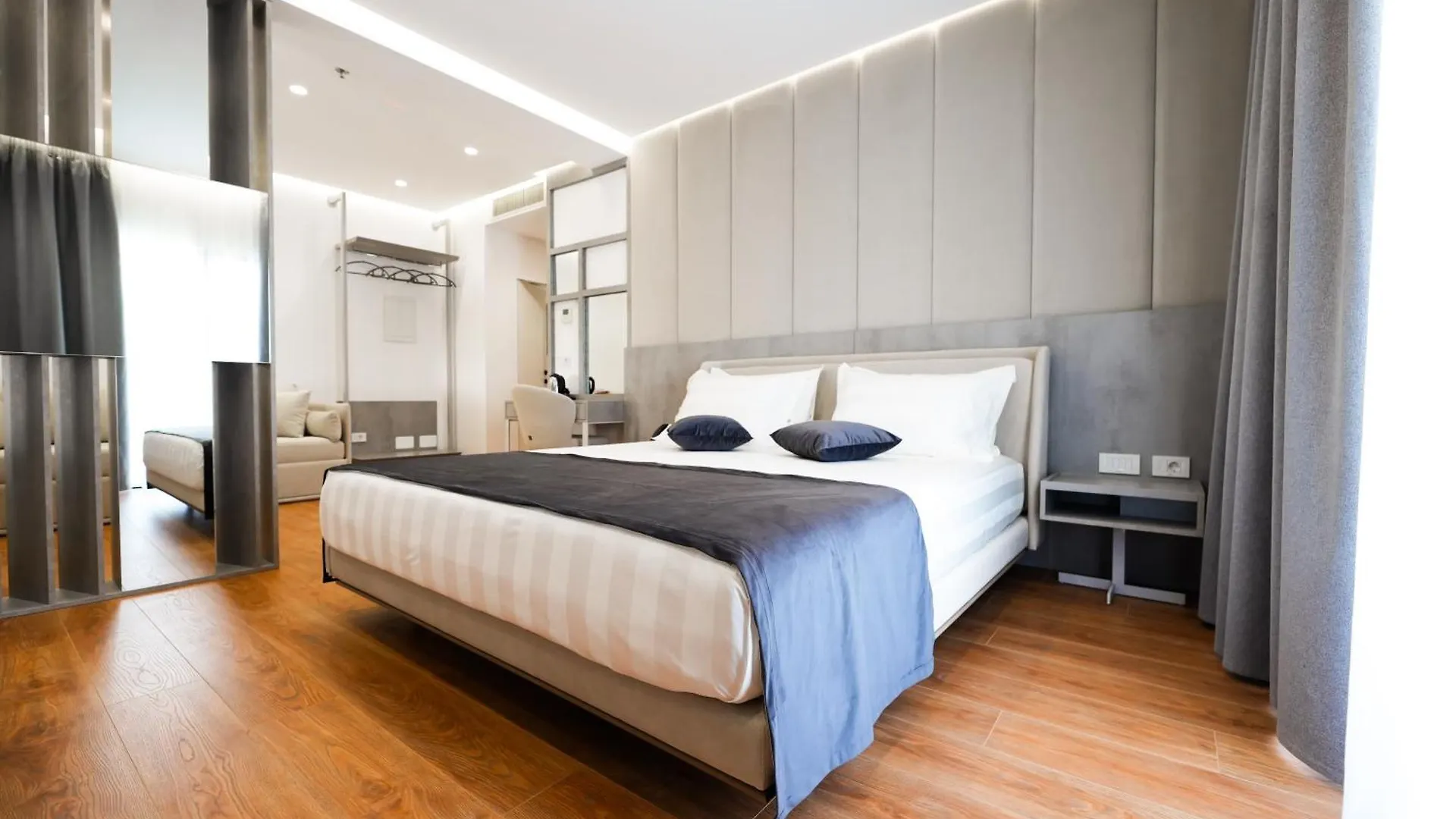Naos Luxury Hotel Orikum 0*,  Albanië